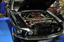 Ford Mustang Coupe Motor
