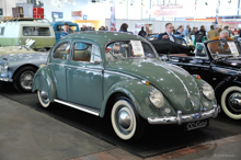 VW 1200 Käfer Ovali mit Radabdeckungen