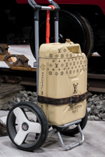 Louis Vuitton Kanister-Roll-Koffer (Fake)