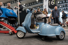 Kinder-Vespa mit Beiwagen