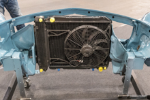 Nachr�stsatz elektrischer K�hlerventilator an Mercedes Pagode