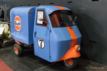 Piaggio Ape Kasten in GULF-Optik