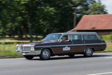 Buick LeSabre Station (1964) Buick LeSabre Station (1964)