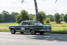Mercedes-Benz 220 SE Coupe W108 'Hochkühler' Mercedes-Benz 220 SE Coupe W108 'Hochkühler'