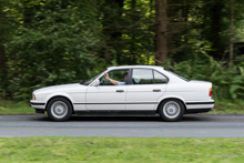 BMW 5er E34 (1987–1996) BMW 5er E34 (1987–1996)