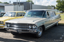 Cadillac Fleetwood (1962) mit erhhtem Dach