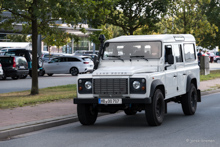 Land Rover Defender (1984-2016)