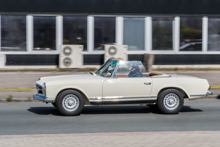 Mercedes-Benz SL W 113 Pagode (1963-71)