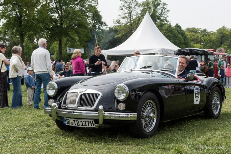 Oldtimer Erlebnis Bremen-Oberneuland 2026 - für Galerie klicken Oldtimer Erlebnis Bremen-Oberneuland 2026 - für Galerie klicken