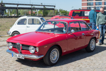 Alfa Romeo Giulia 1600 GT Veloce 'Kantenhaube' (19661968)
