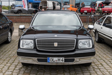 Toyota GZG50 Century (1997-2017)