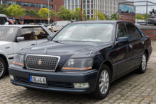 Toyota Crown Majesta UZS171 (1999-2004)
