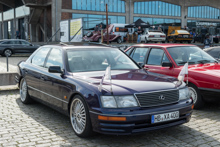 Lexus LS 400 (1994�1997)